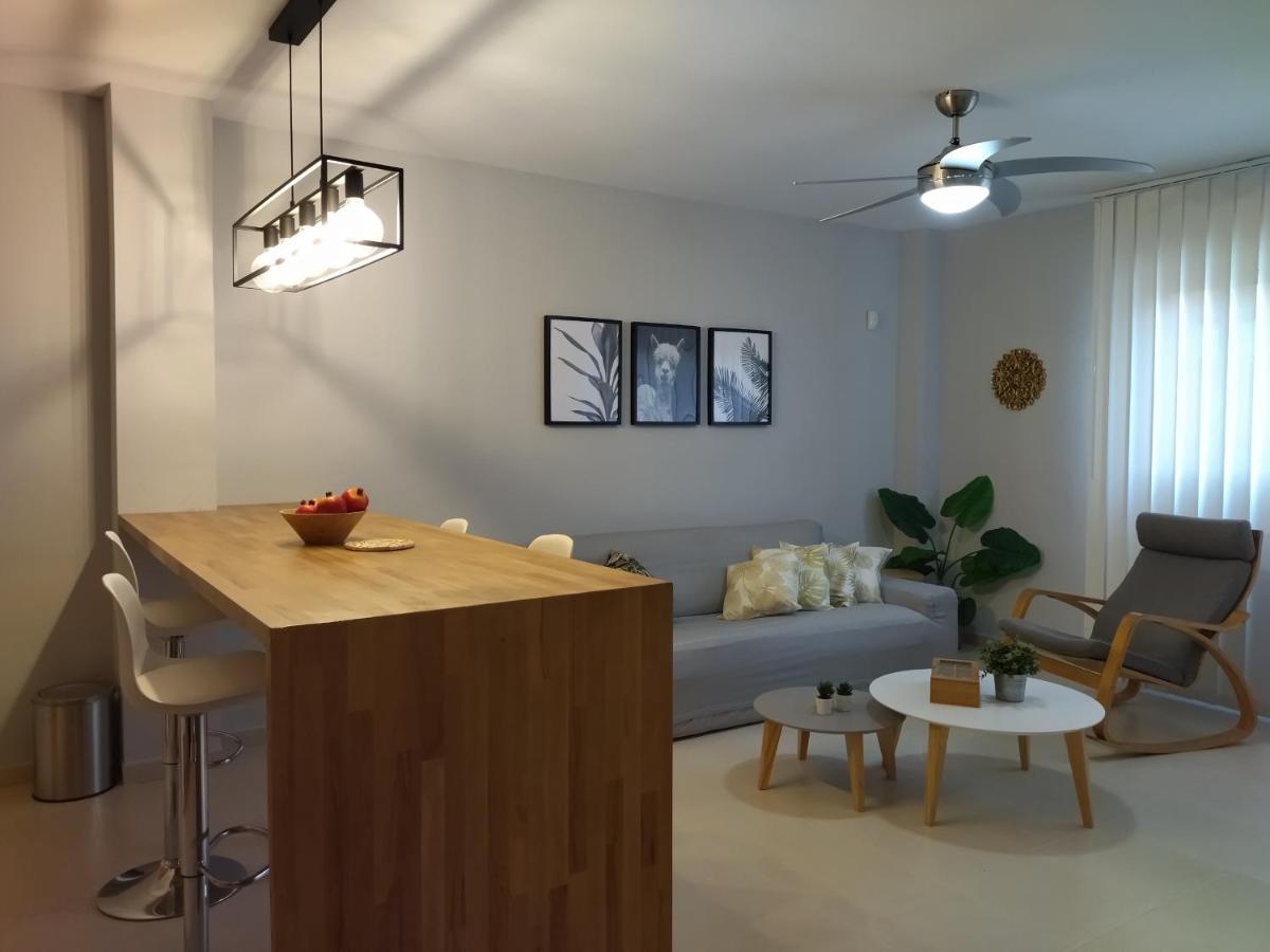 Apartmán Carme L'L'Hospitalet de l'Infant Exteriér fotografie