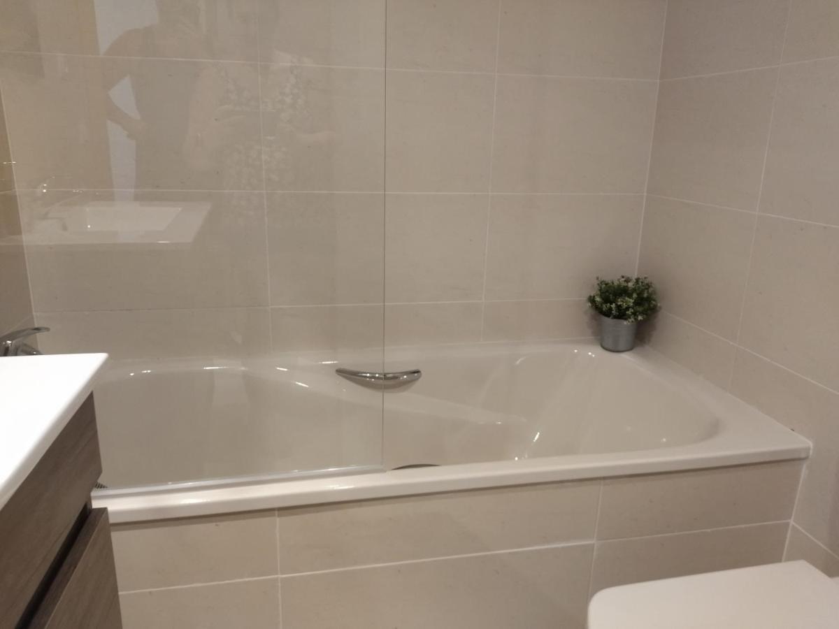 Apartmán Carme L'L'Hospitalet de l'Infant Exteriér fotografie
